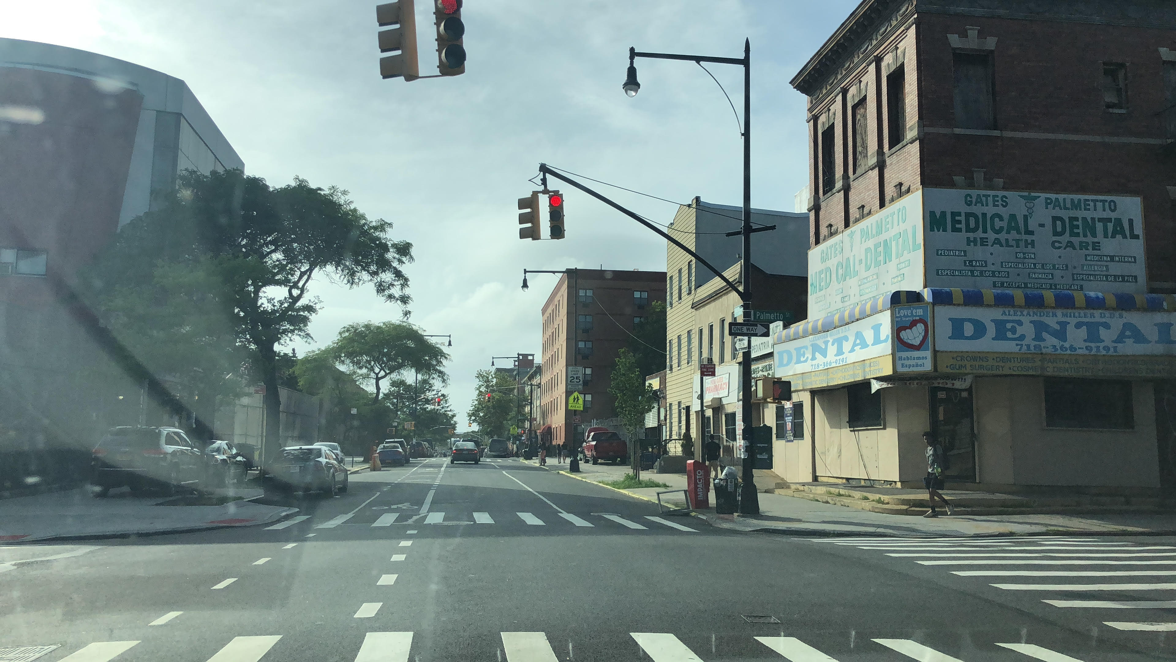 Another view of Knickerbocker Avenue.