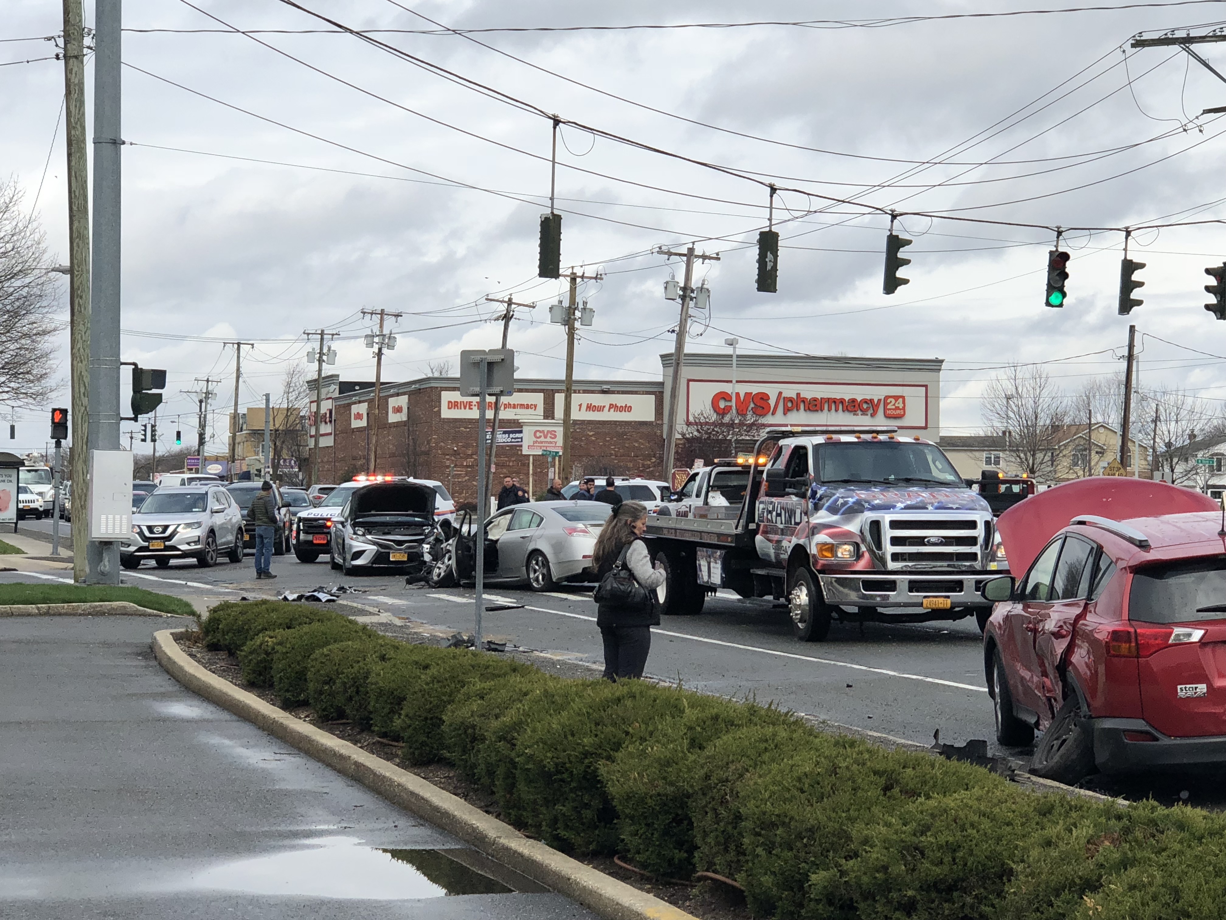 Second view of multiple vehicle accident by the Nassau and Queens border on Hillside Avenue.